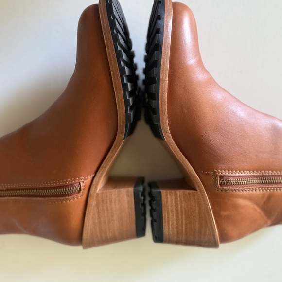 NWOB Portland Leather Patina Women's Tan Ankle Boots size 11 - Picture 6 of 9
